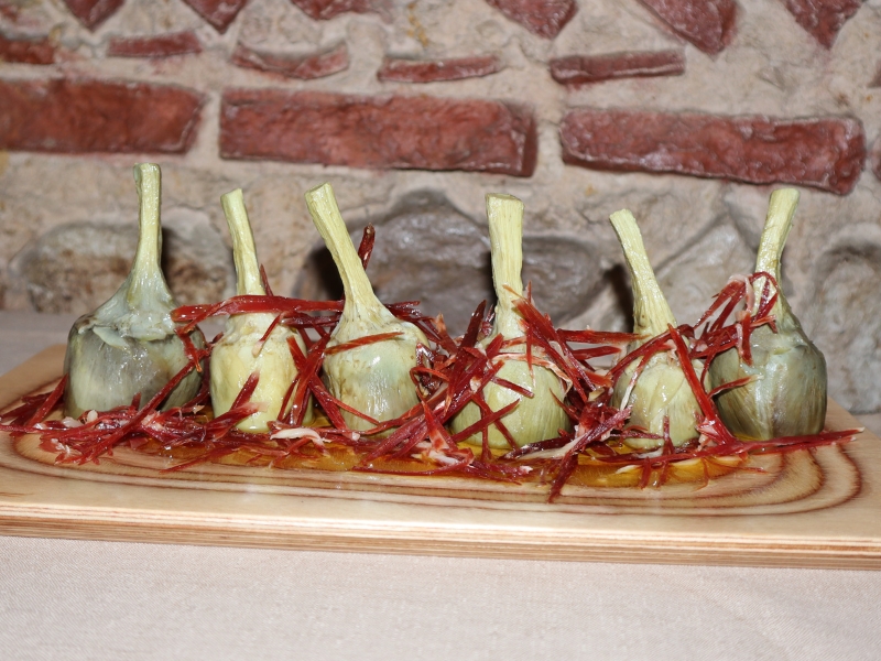 Disfruta de las alcachofas: un manjar de primavera en nuestro restaurante imagen-2025-03-27t082830498